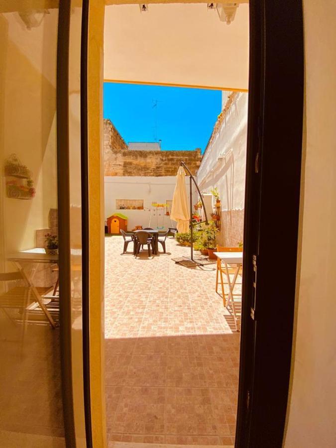 Hôtel Bed&Go -Valigia à Lecce Extérieur photo