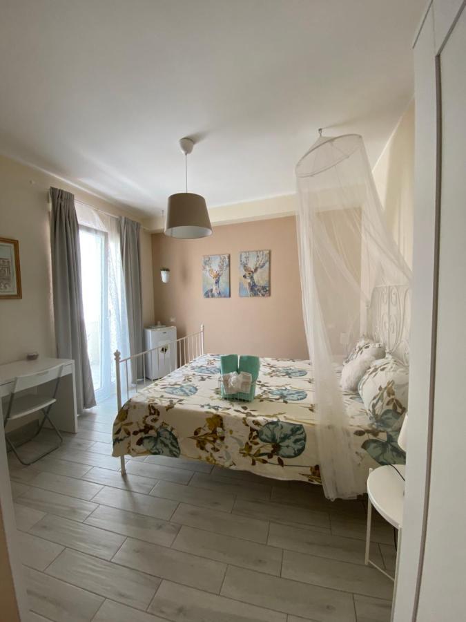 Hôtel Bed&Go -Valigia à Lecce Extérieur photo