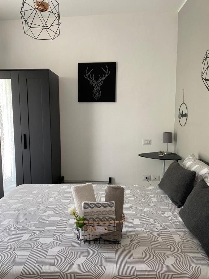 Hôtel Bed&Go -Valigia à Lecce Extérieur photo