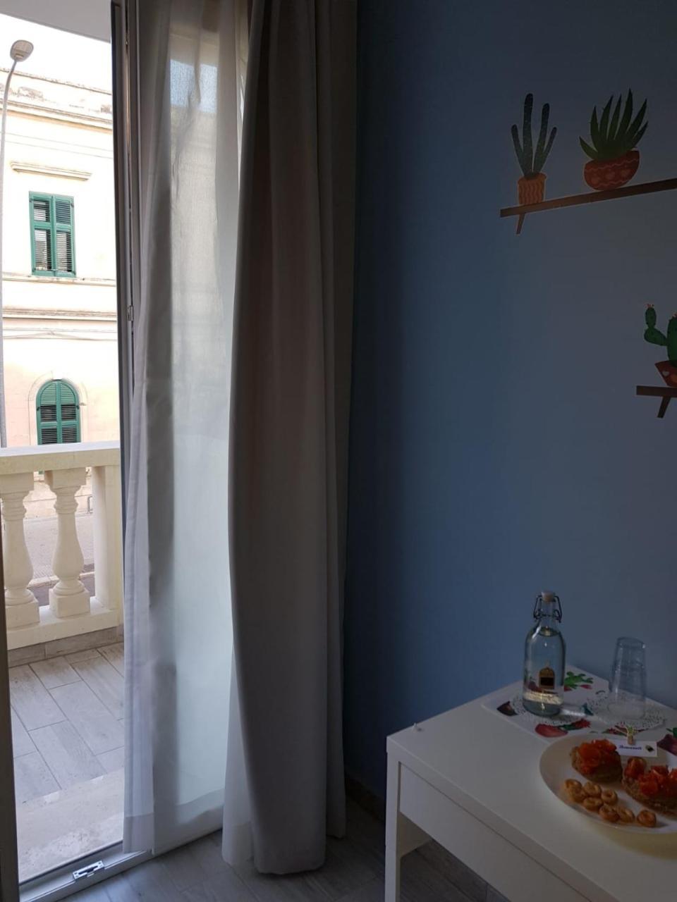 Hôtel Bed&Go -Valigia à Lecce Extérieur photo